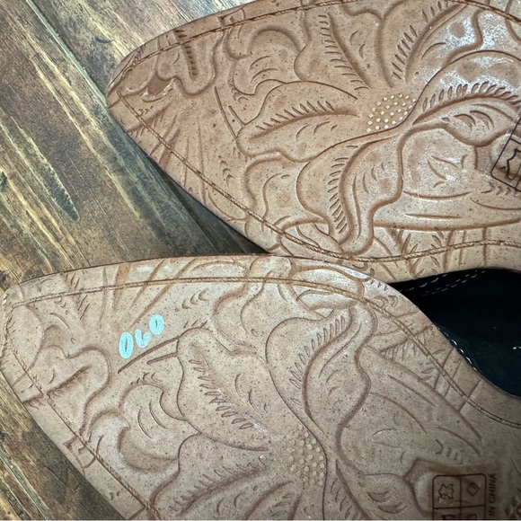 Patricia Nash Battista Mule - Picture 6 of 13